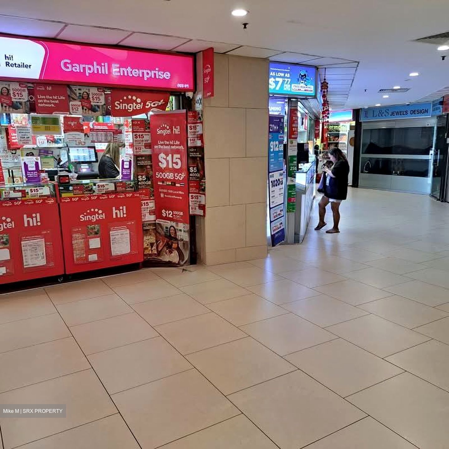 Lucky Plaza (D9), Shop House #537980581